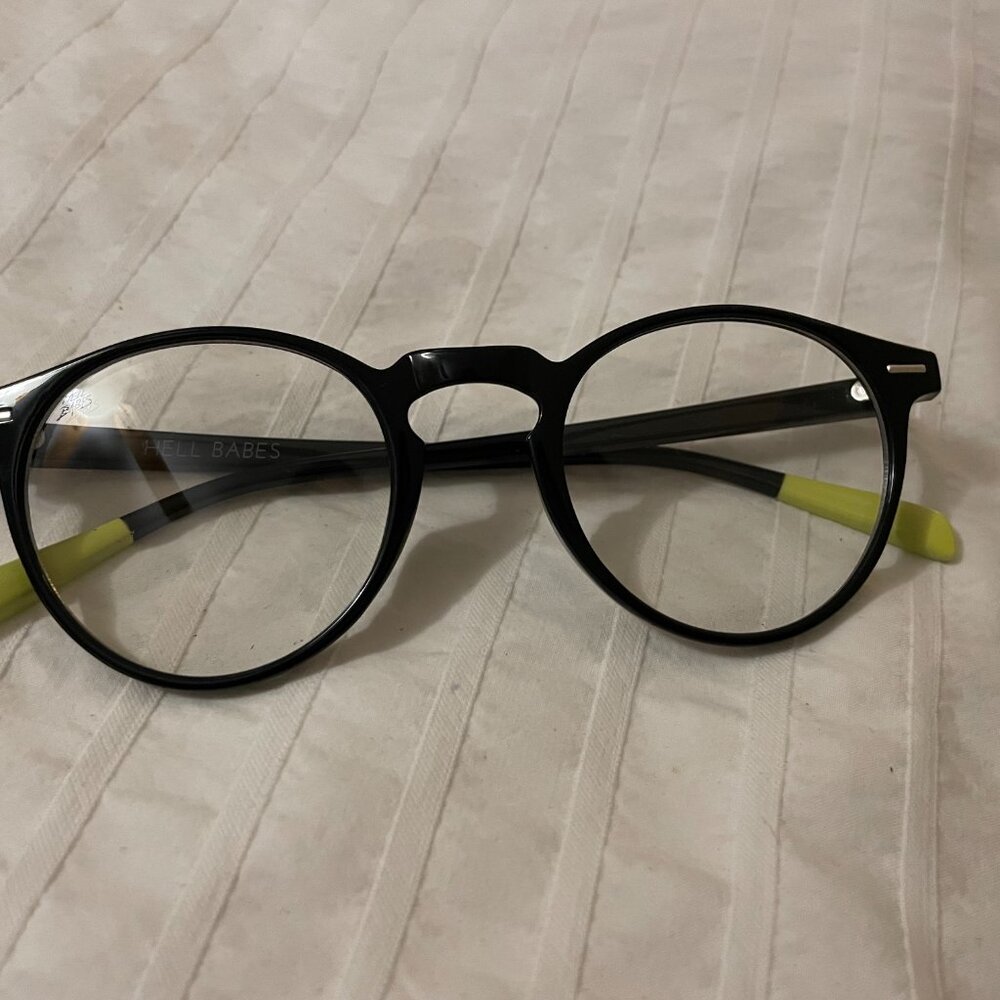 Hell Babes Day Drifter Transition Lenses UV400 Motorcycle Glasses - Picture 4 of 7